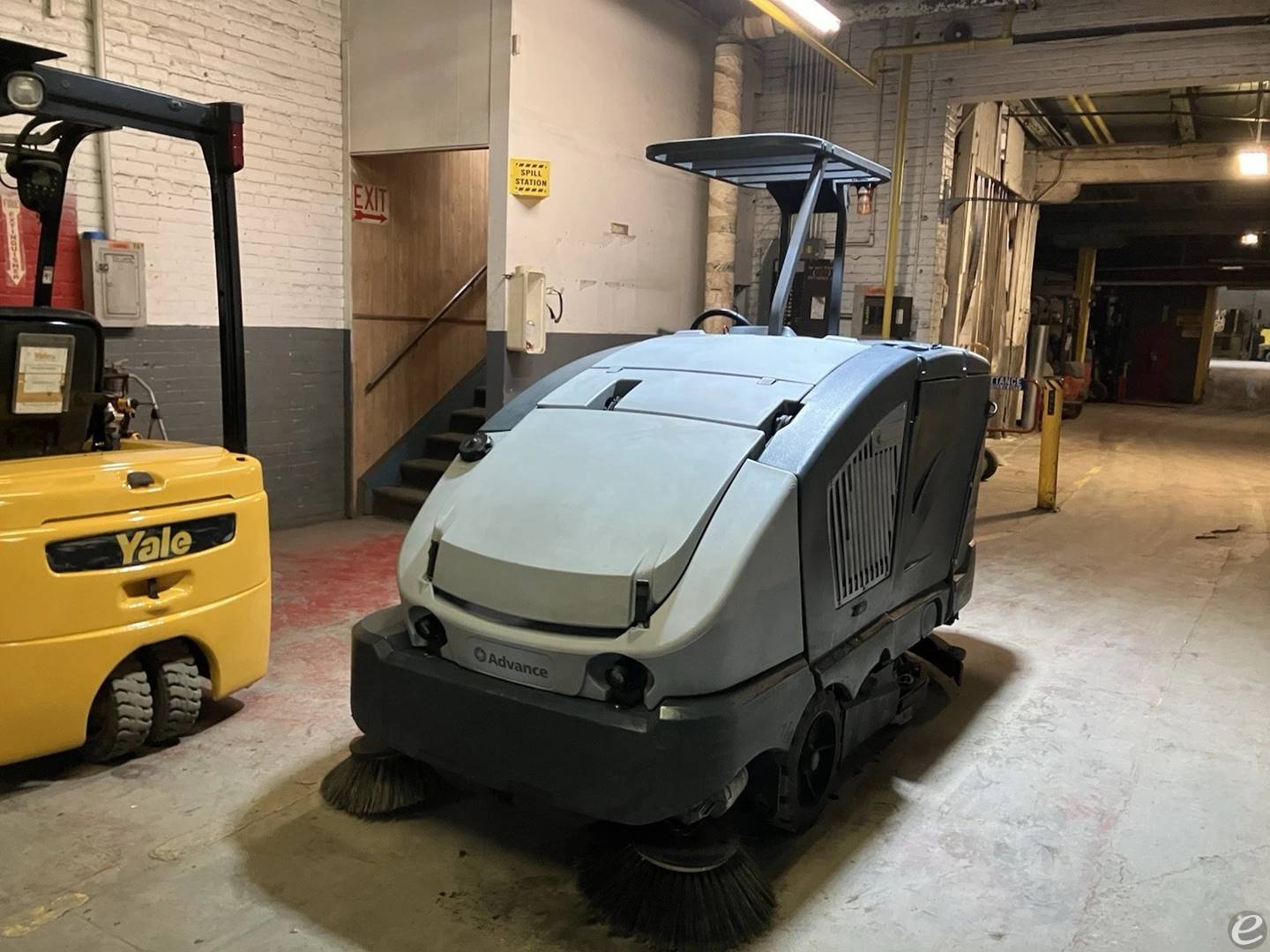 2021 Advance CS7000
