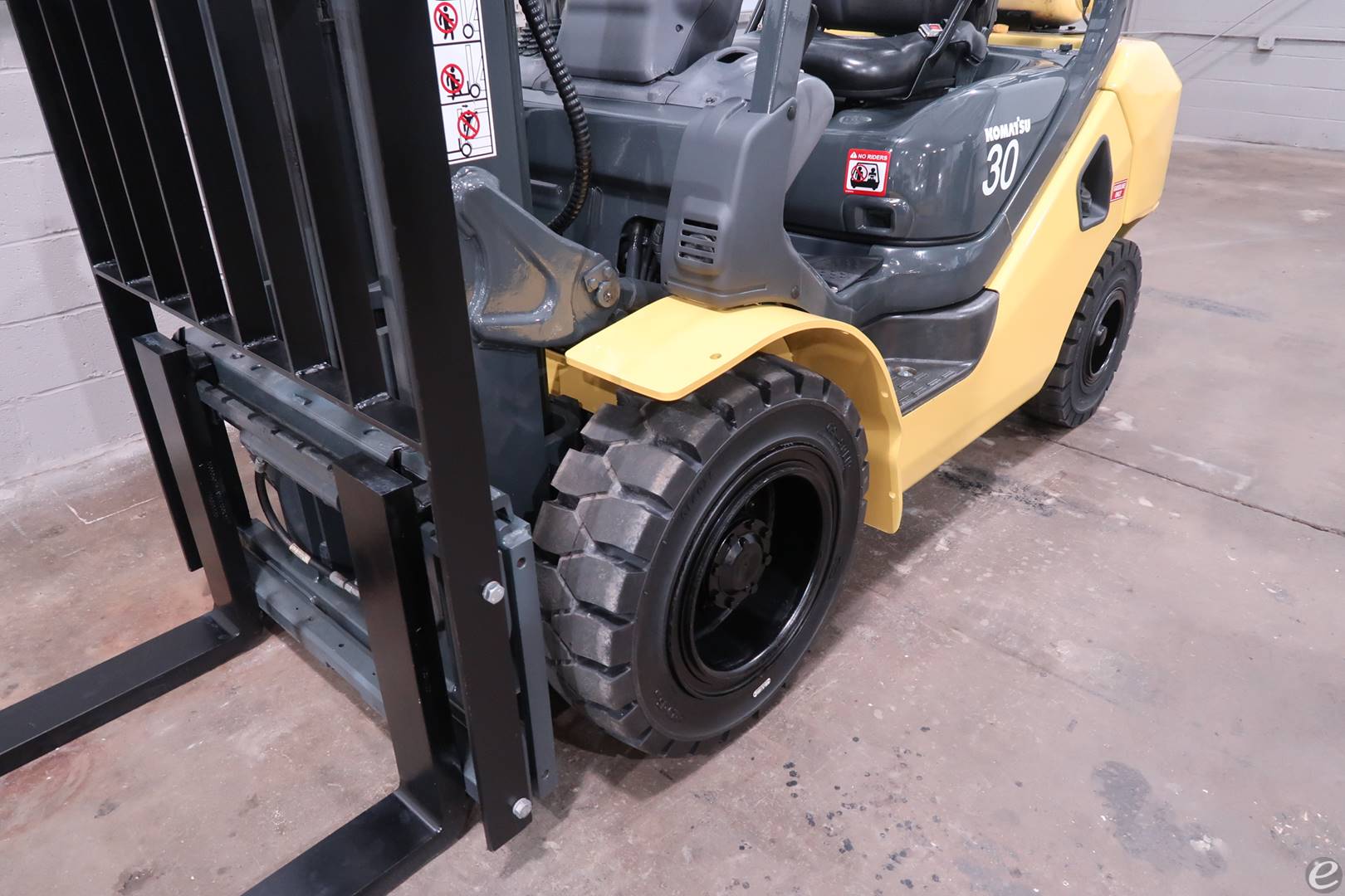 2014 Komatsu FG30HT-16