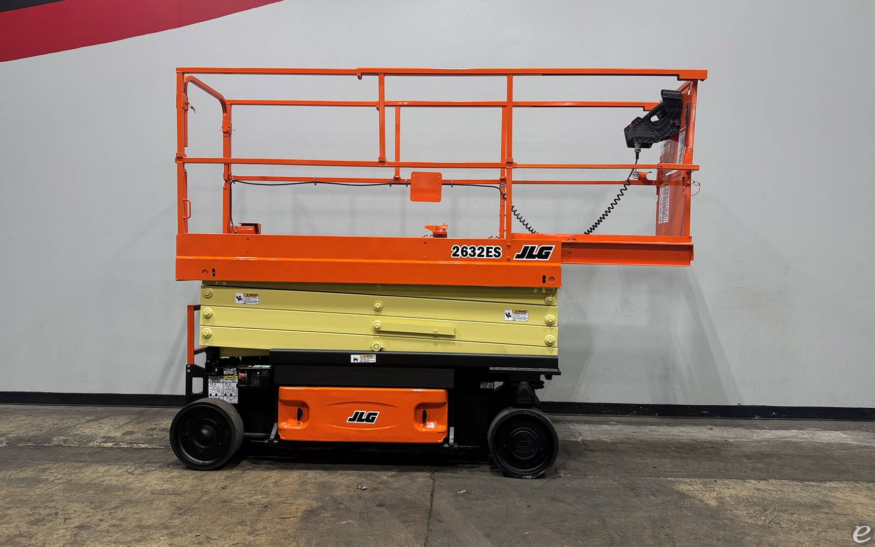 2017 JLG 2632ES
