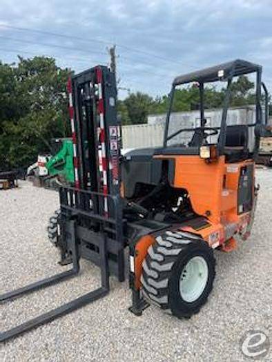 2018 Moffett M8 55.3 Diesel Forklift - 123Forklift