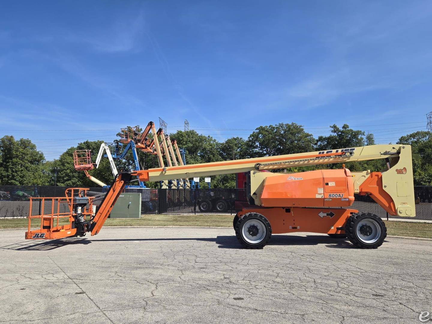2019 JLG 800AJ