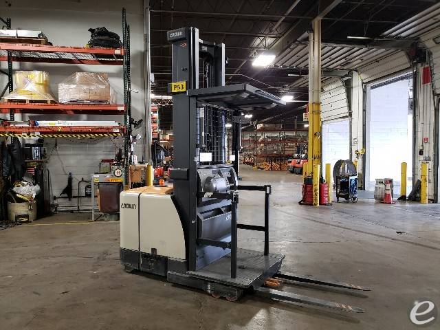 2019 Crown SP4050-30