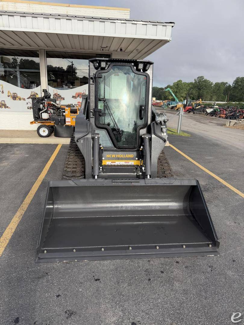2026 New Holland C330