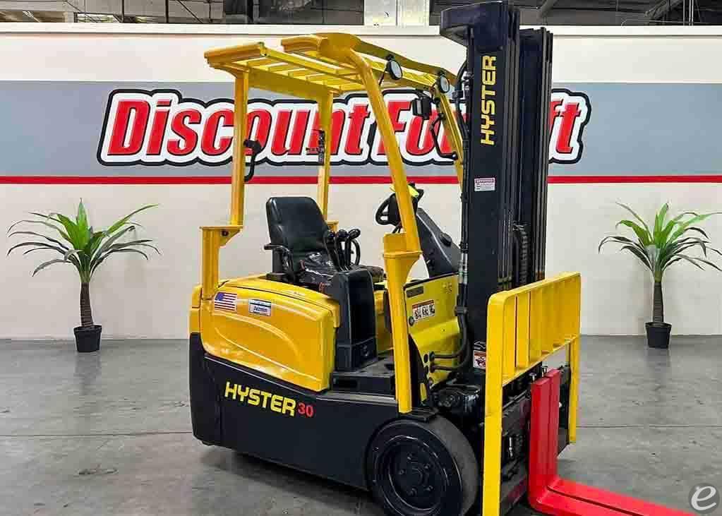 2020 Hyster J30XNT