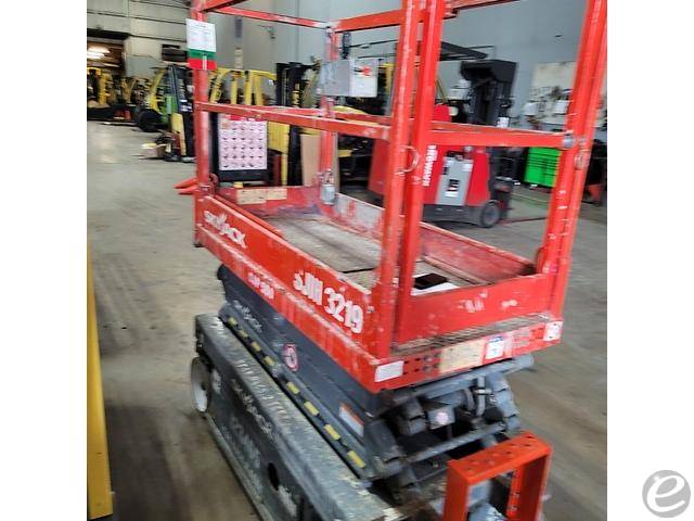 2015 Skyjack SJ-3219 Electric Scissor Lift - 123Forklift