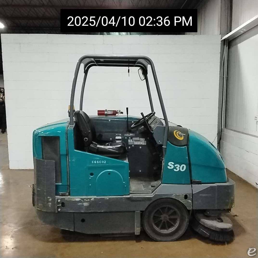 9925 Tennant S30