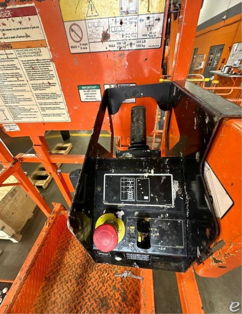 2021 JLG R1932i