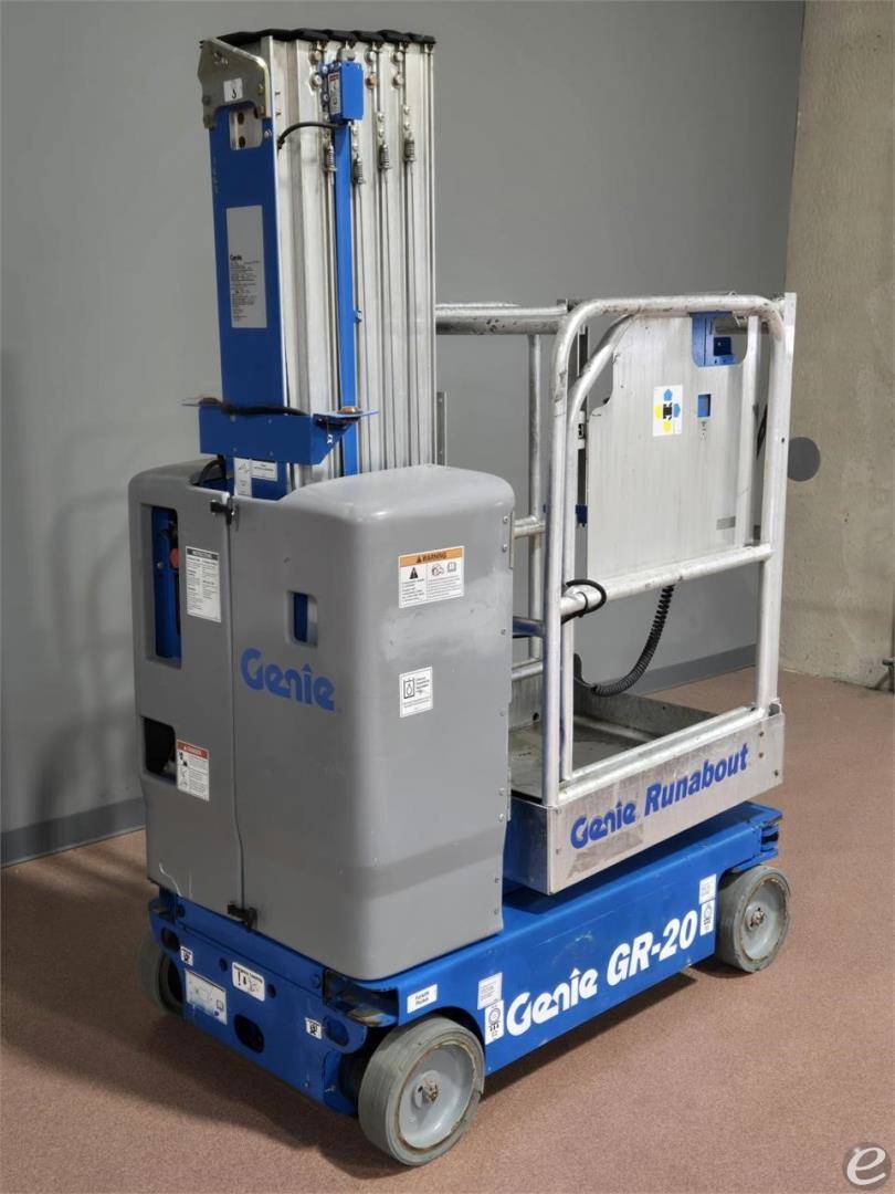 2017 Genie GR20 Electric Scissor Lift - 123Forklift