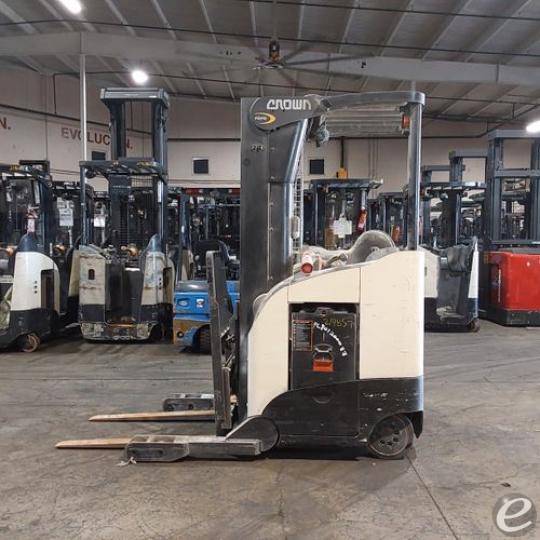 2019 Crown RR5725-45