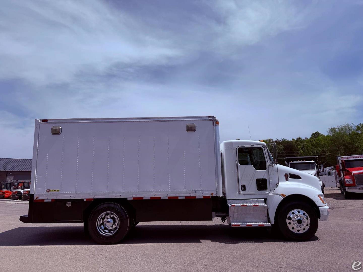 2016 Kenworth T370
