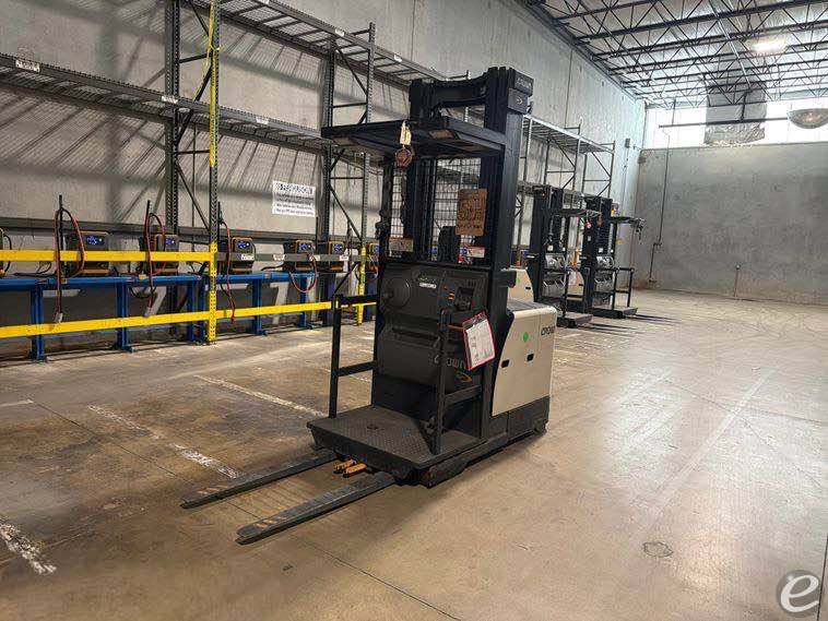 2019 Crown SP3520-30