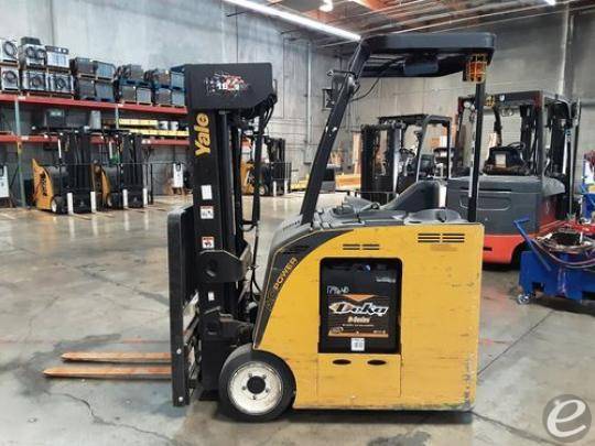 2017 Yale ESC030 Electric Forklift - 123Forklift