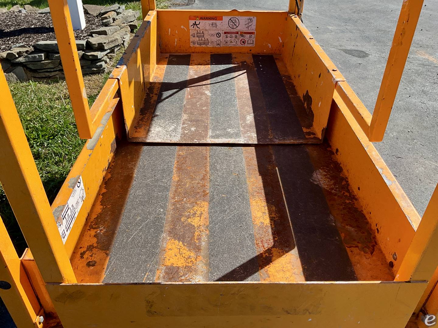 2017 Hy-Brid Lifts HB1230S3