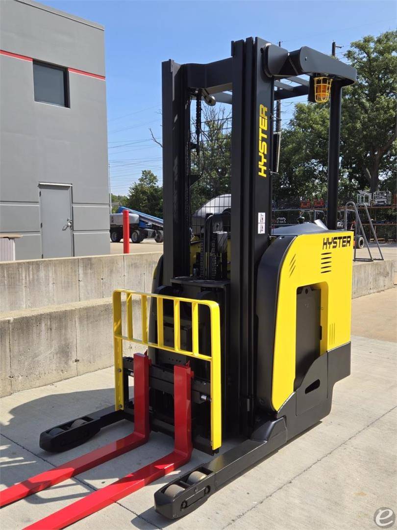2017 Hyster N30ZDRS2 Electric Forklift - 123Forklift