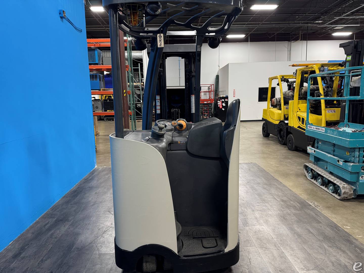 2014 Crown RC5530-30
