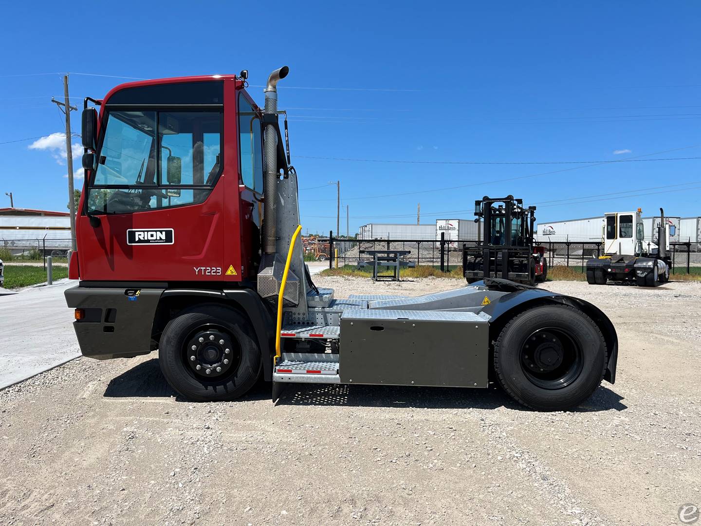 2023 Terberg YT223