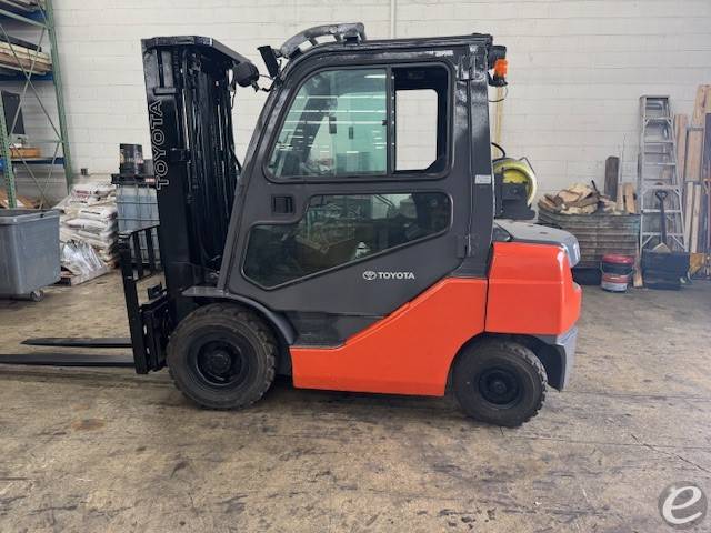 2016 Toyota 8FGU25 LP Gas Forklift