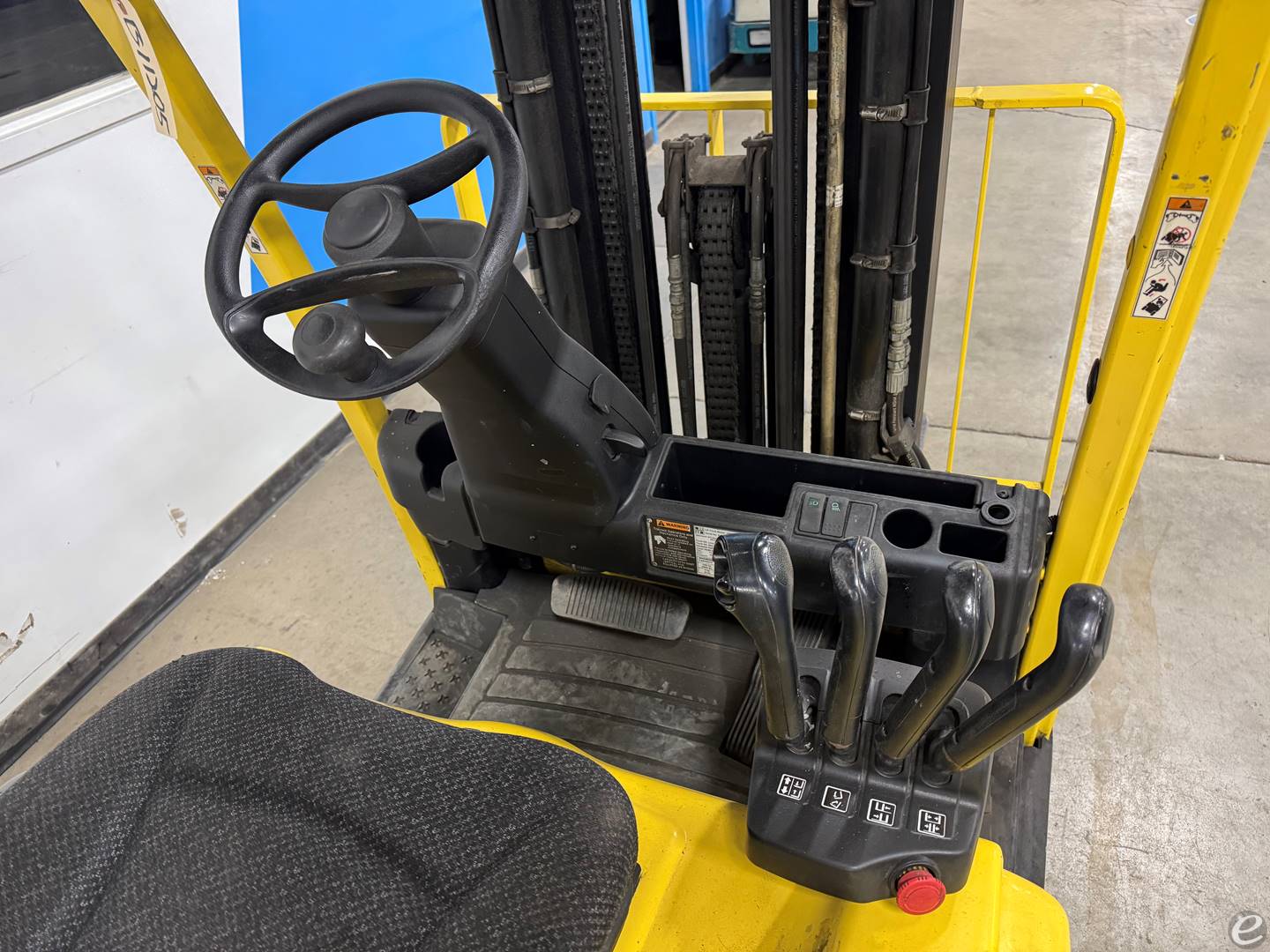 2017 Hyster J30XNT