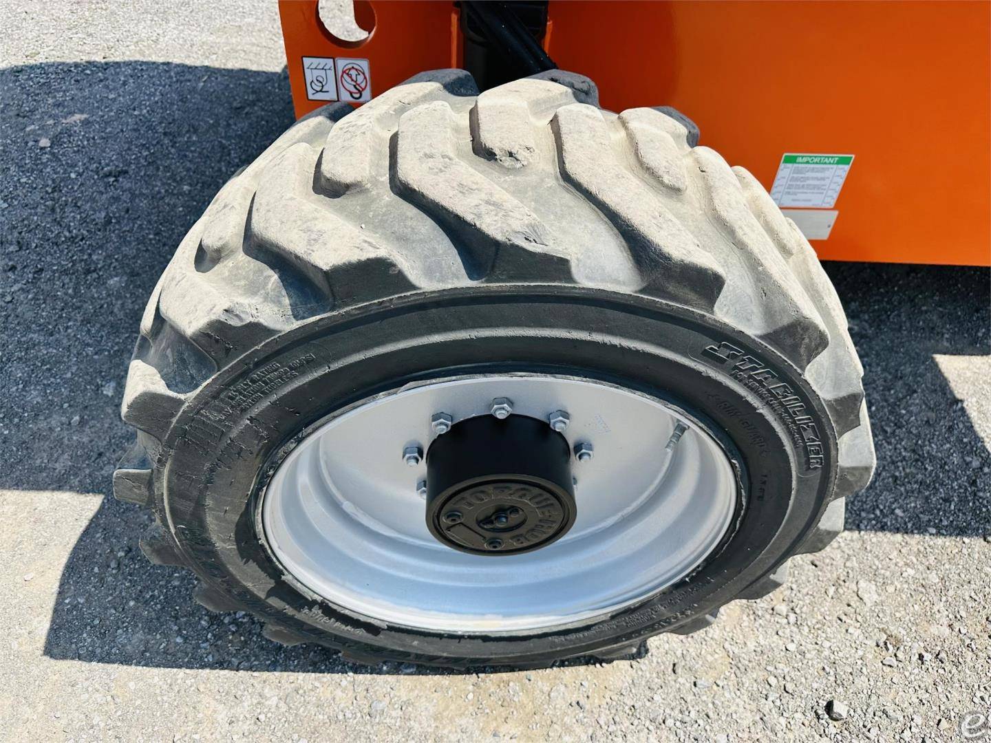 2012 JLG 660SJ