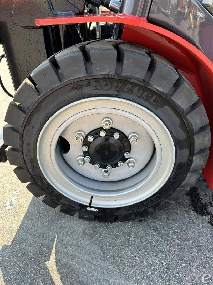 2023 Manitou MI30G