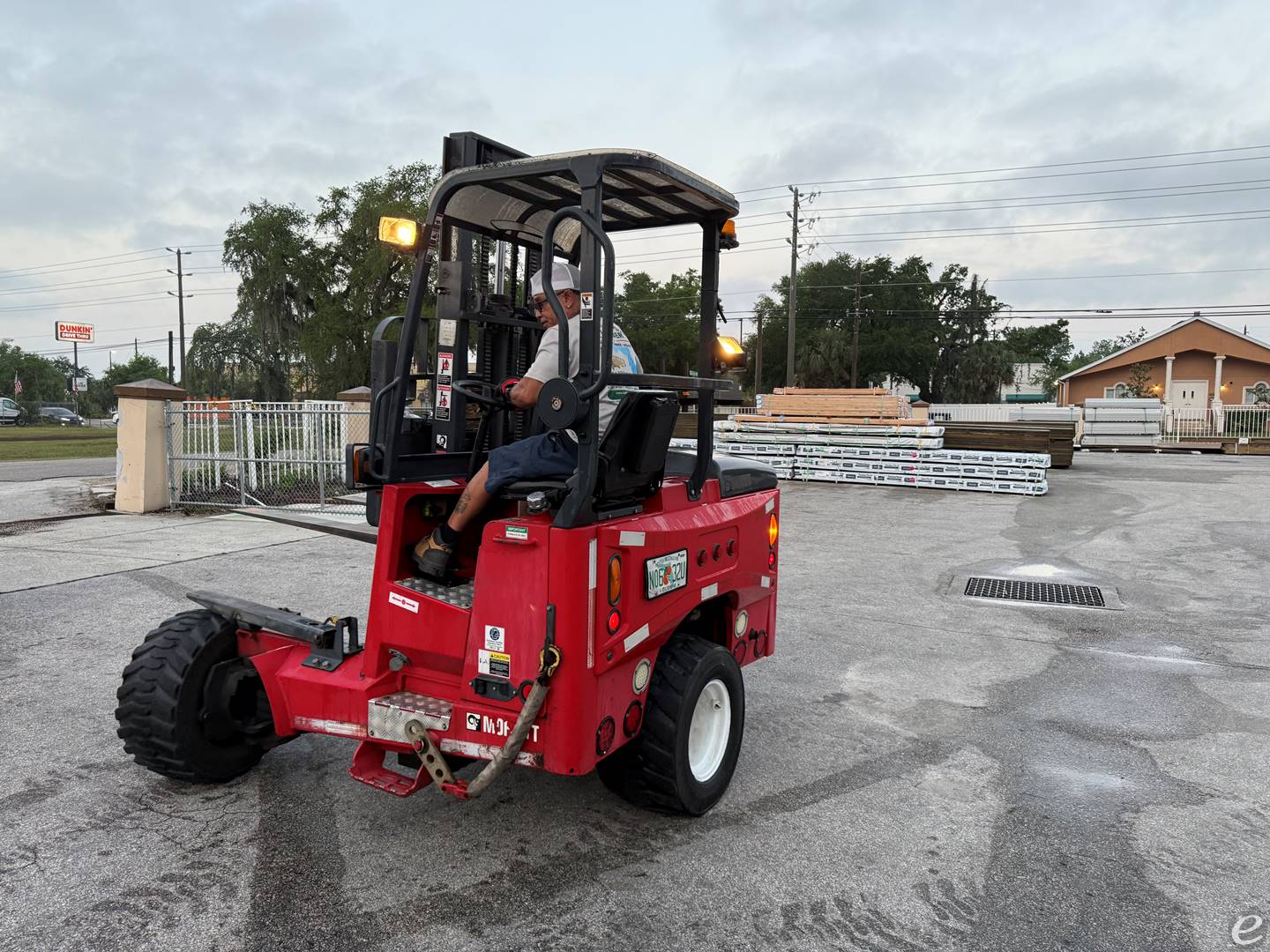 2007 Moffett m55.4
