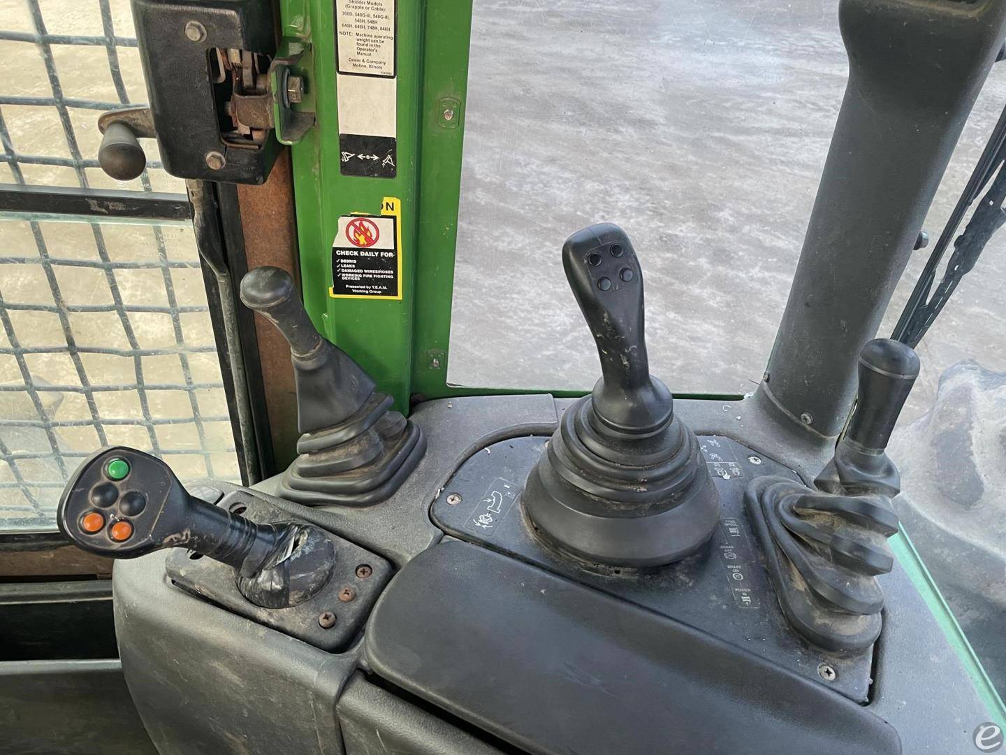 2014 John Deere 648H