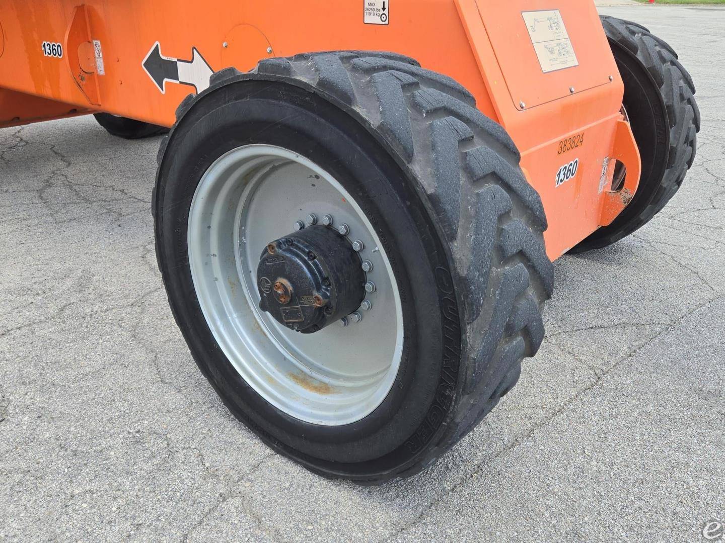 2009 JLG 1350SJP