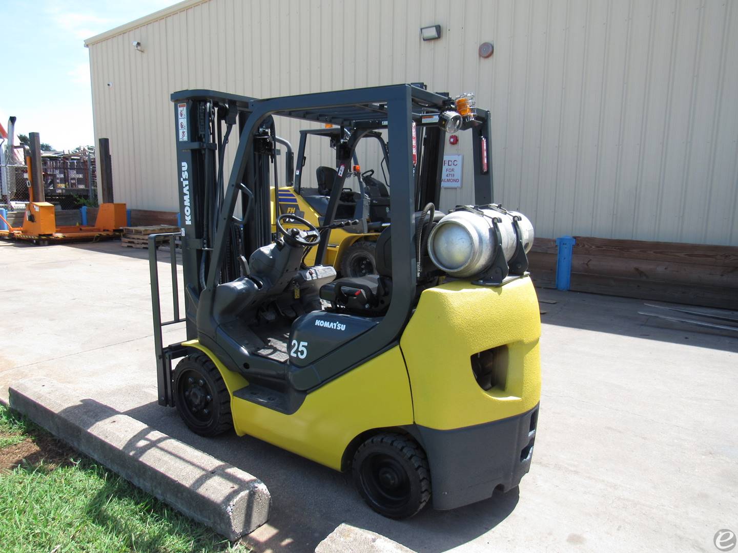 2018 Komatsu FG25ST-16