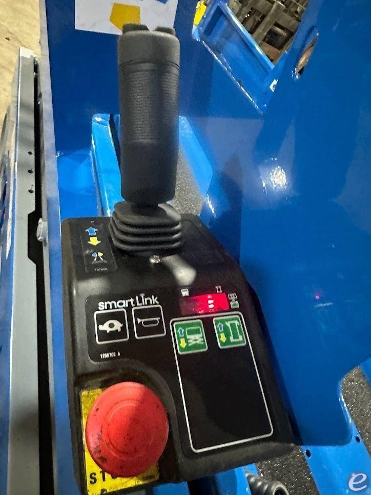 2015 Genie GS2032 Electric Scissor Lift - 123Forklift