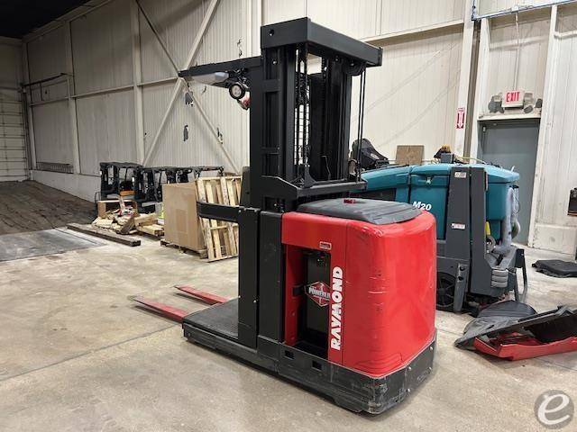 2018 Raymond 520OPC30TT Electric Order Picker - 123Forklift