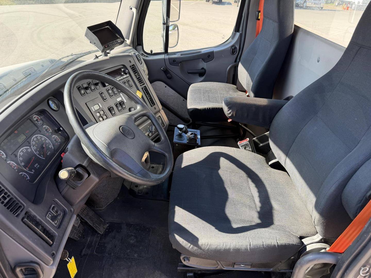 2016 Freightliner 114SD