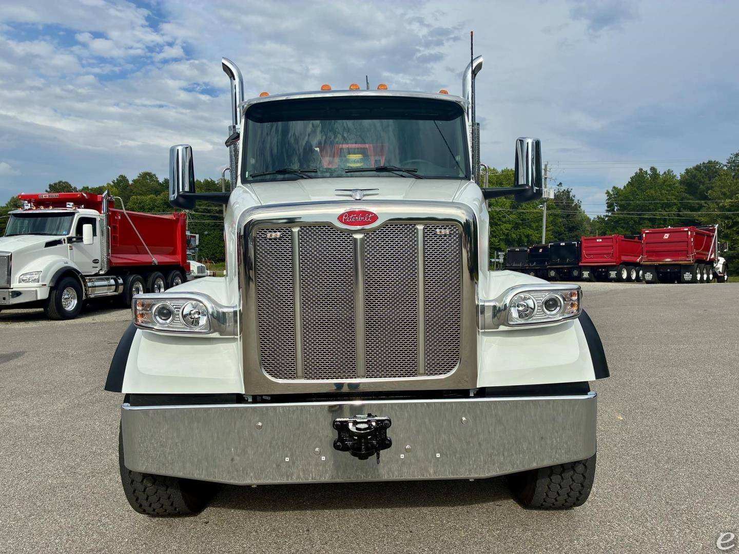 2027 Peterbilt 567