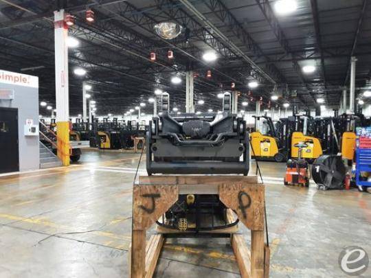 2018 Yale NR045 Electric Reach Truck - 123Forklift
