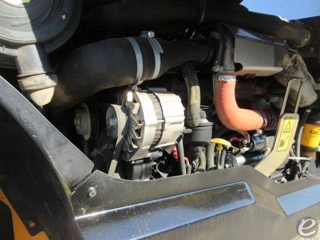2015 JCB 525-60