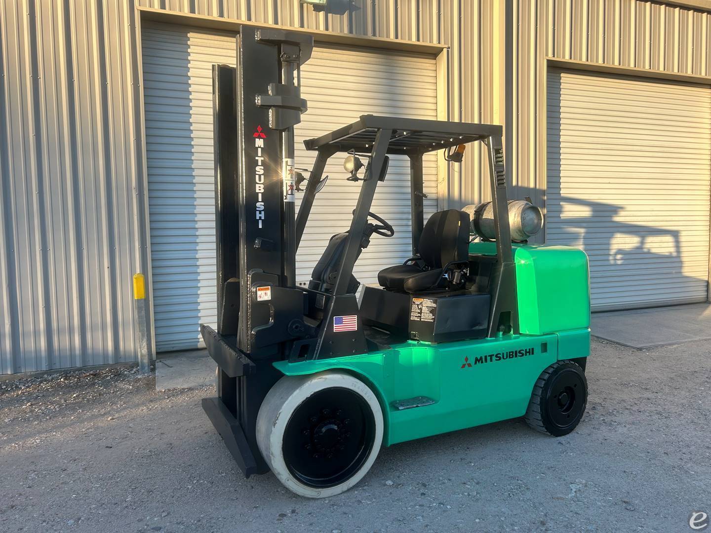 2005 Mitsubishi FGC60K