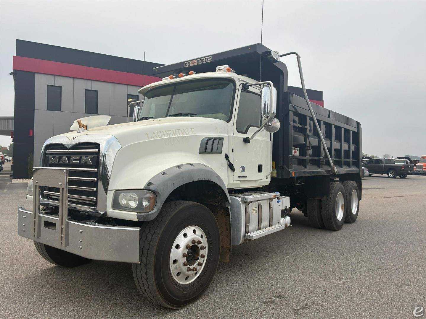 2019 Mack GRANITE 64FR