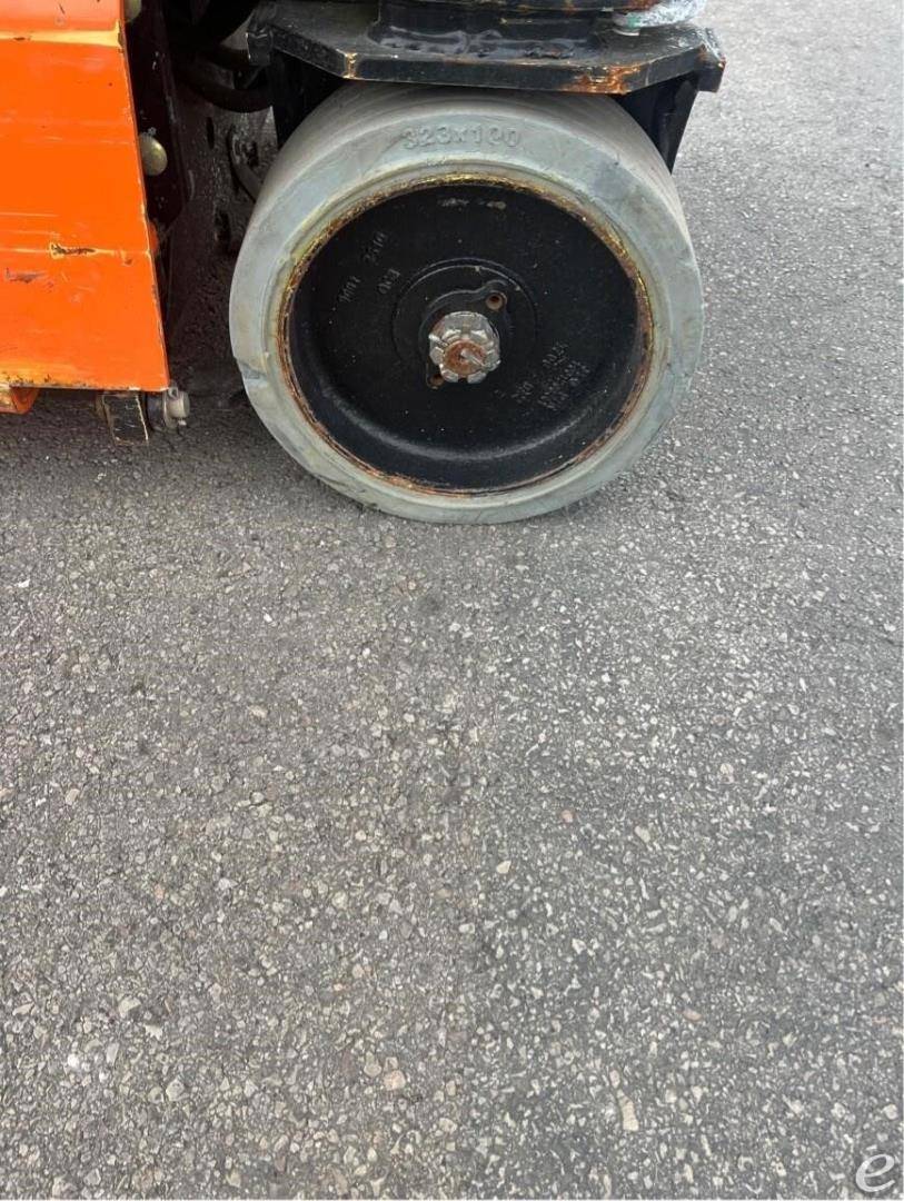 2021 JLG R1932i