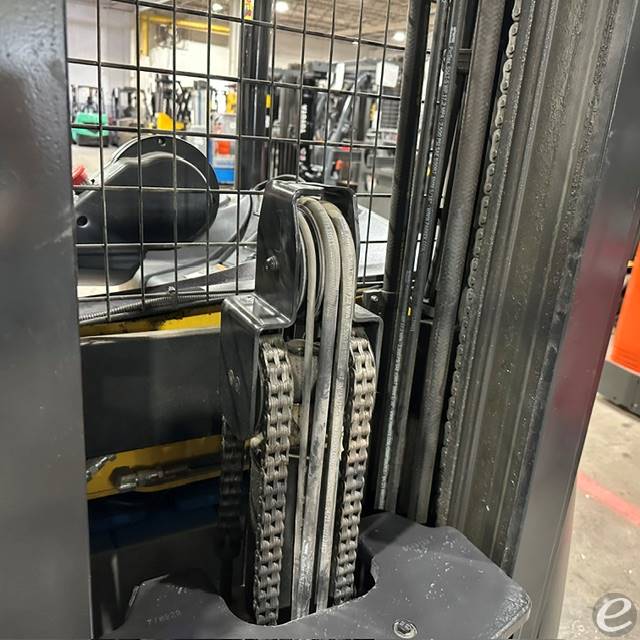 2022 Yale NR045EB