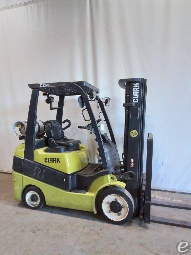 2013 Clark C25CL