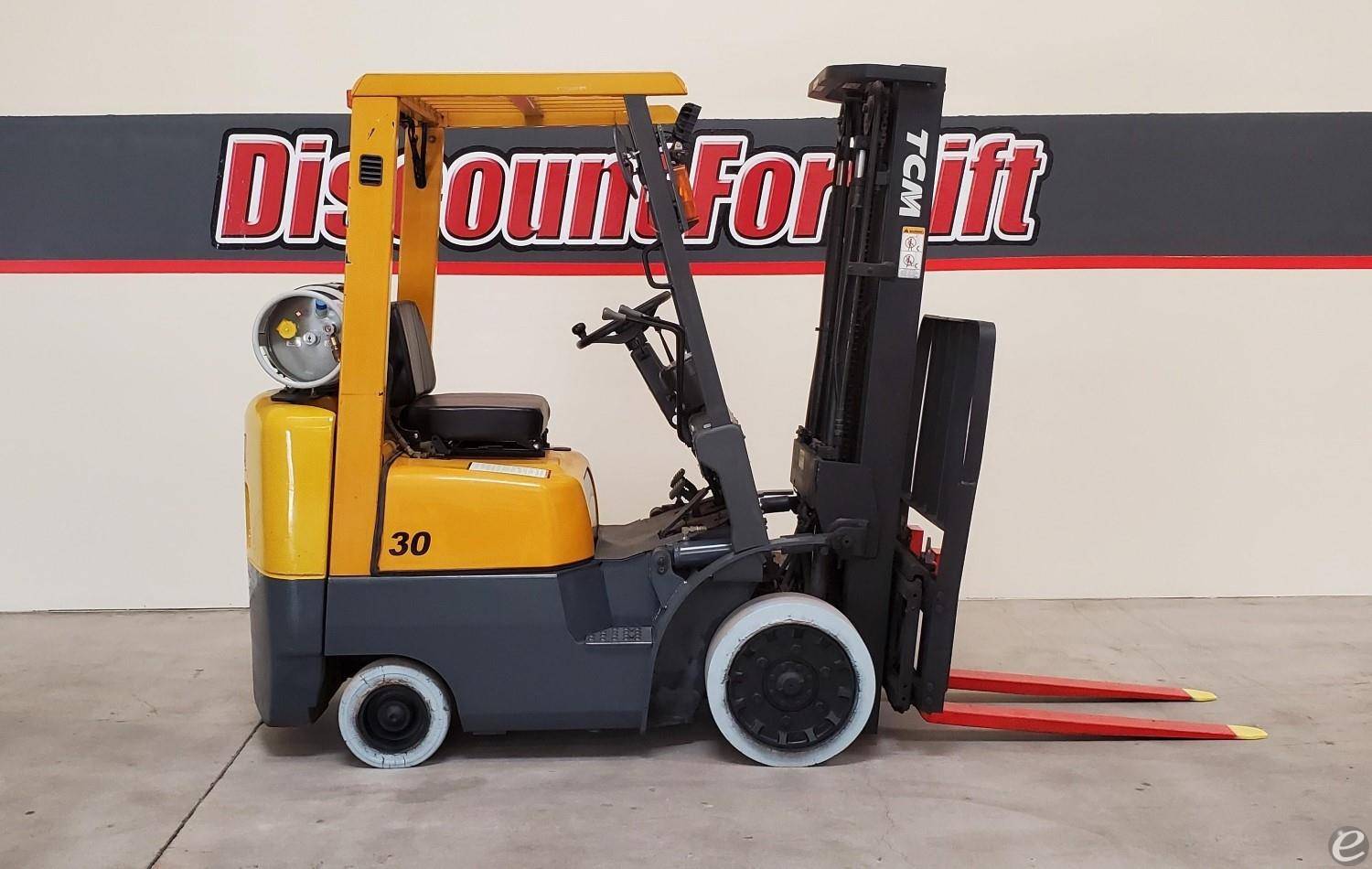 2000 TCM FCG18T8T LP Gas Forklift
