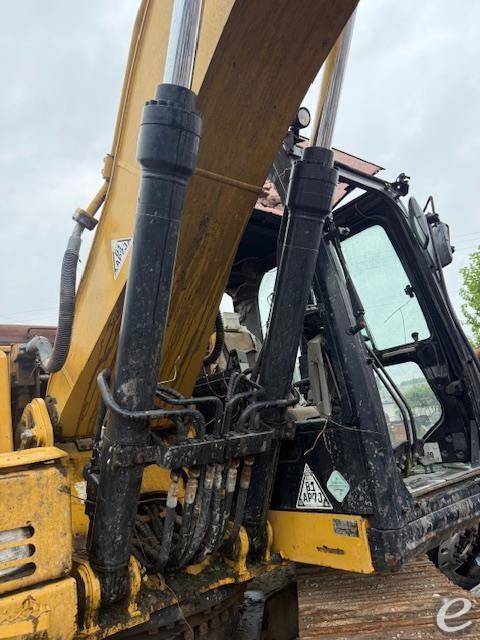 2016 Cat 320FL