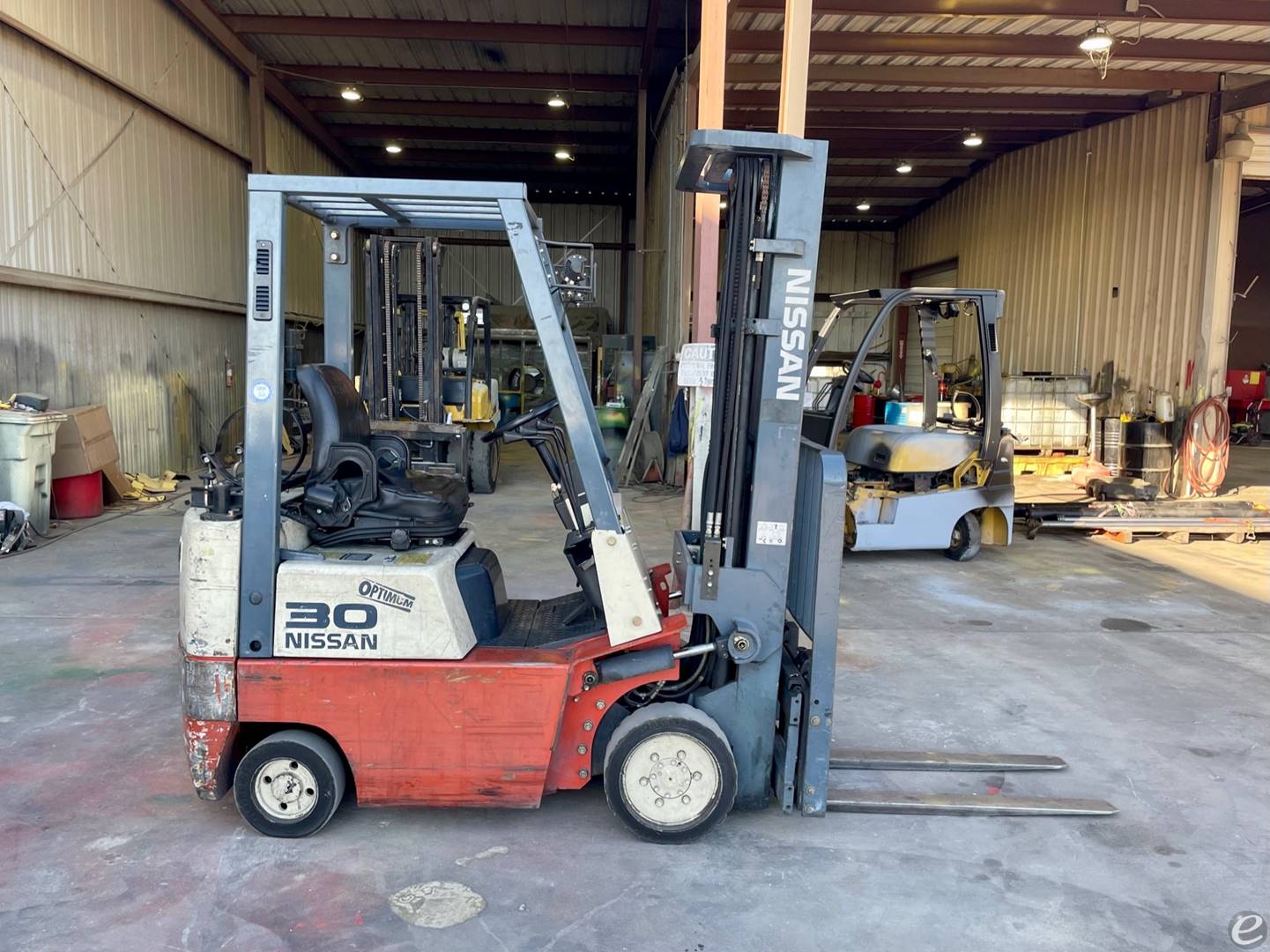 2000 Nissan JC30