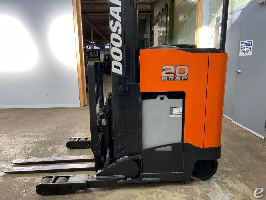 2015 Doosan BR20SP-7 Electric Reach Truck - 123Forklift