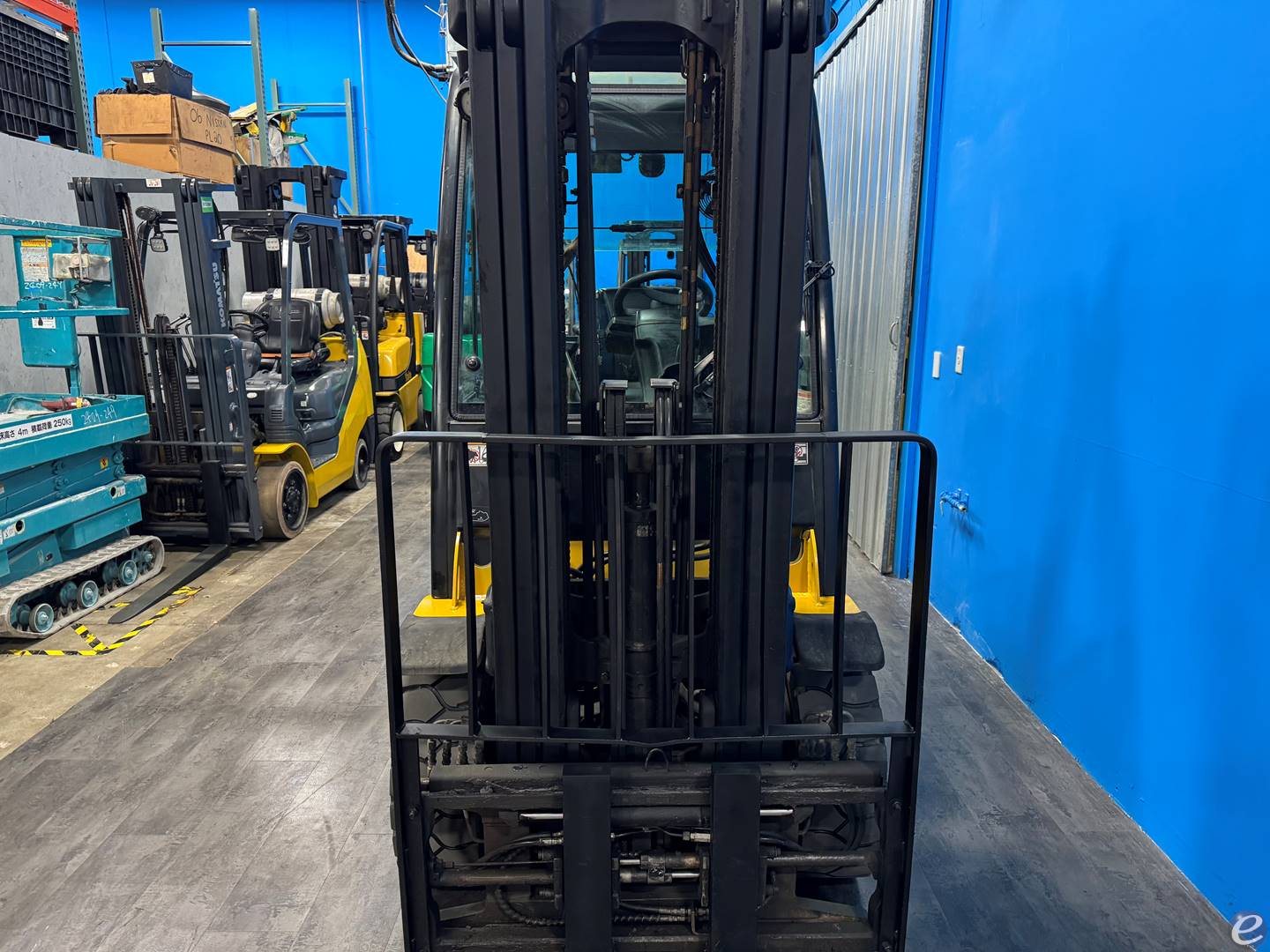 2012 Yale GDP050VX