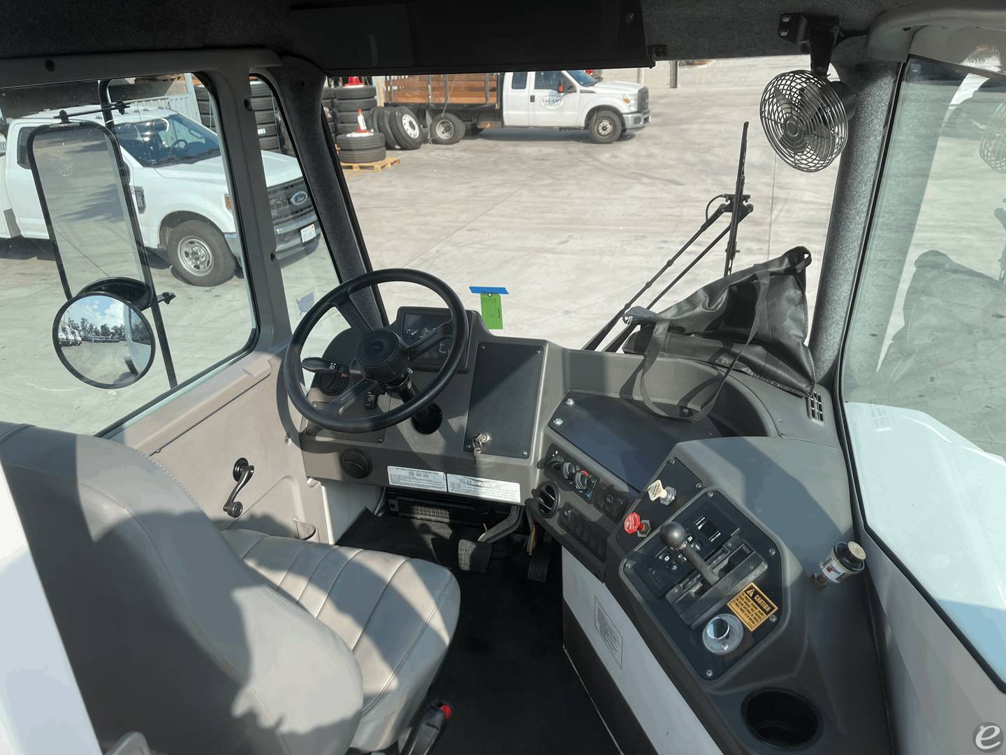 2023 Kalmar T2