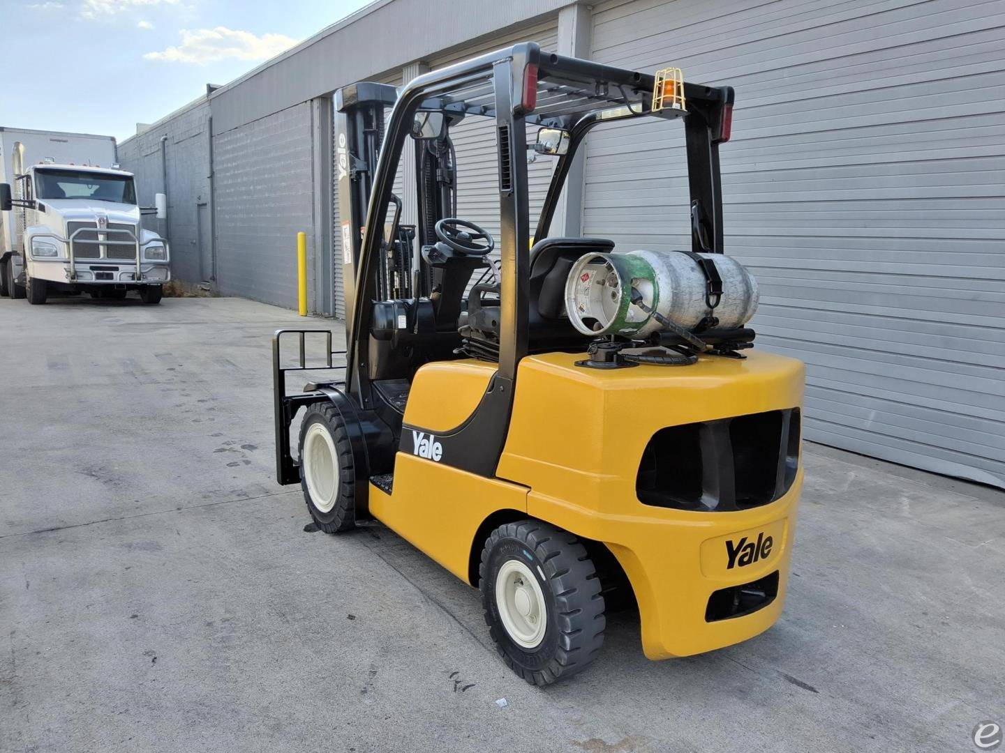 2016 Yale GLP060VX