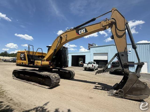 2019 Cat 320