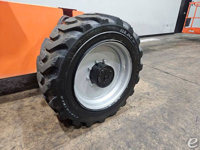 2016 JLG 660SJ
