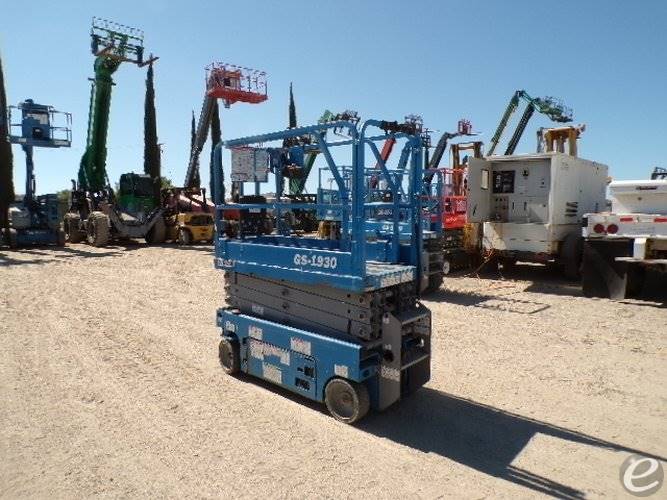 2019 Genie GS-1930