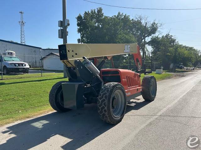 2012 JLG G6-42A